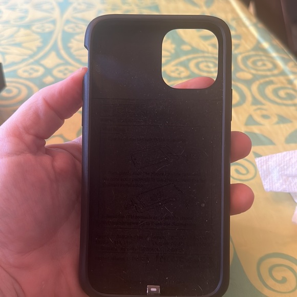 RLX Battery Case for iPhone 11 Pro/XS/X - Picture 2 of 4